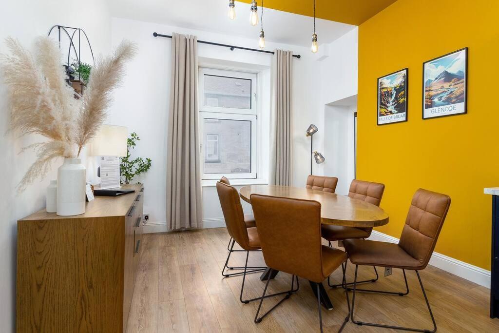 The Stylish 3-Bedroom Maisonette Retreat Stirling Luaran gambar